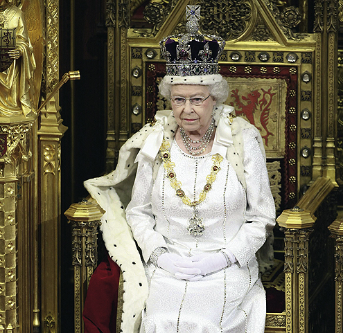 Sve se menja, samo Elizabeta ostaje - Portret savremenika – Kraljica Elizabeta II - Nedeljnik Vreme