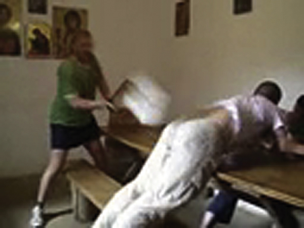 1066415_20_12.jpg