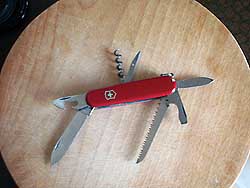 Švajcarski nož 1