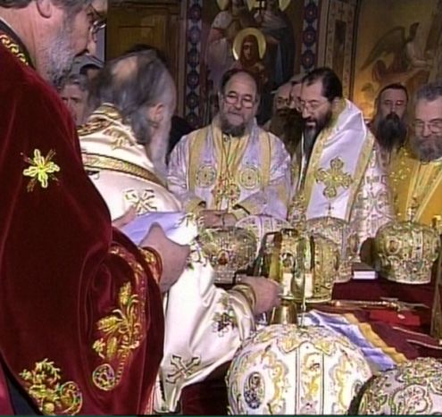 Ustoličen patrijarh srpski Irinej 1 Ustoličen patrijarh srpski Irinej 1