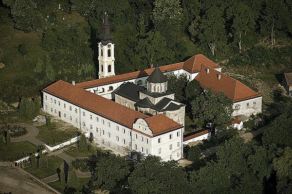 Fruškogorski manastiri 6