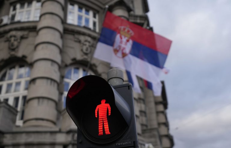 Izbori i stranci: Nije demokratija za svakoga 1 Izbori i stranci: Nije demokratija za svakoga 1