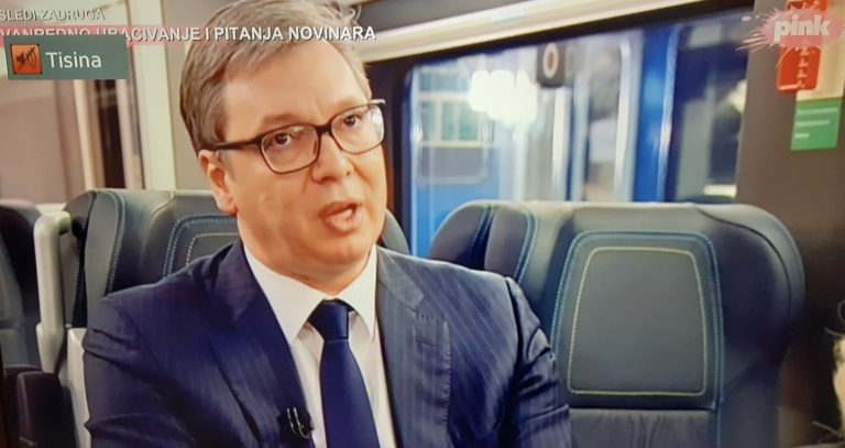 Atentat na Pinku: Ovaj divan švajcarski voz 2 Atentat na Pinku: Ovaj divan švajcarski voz 2