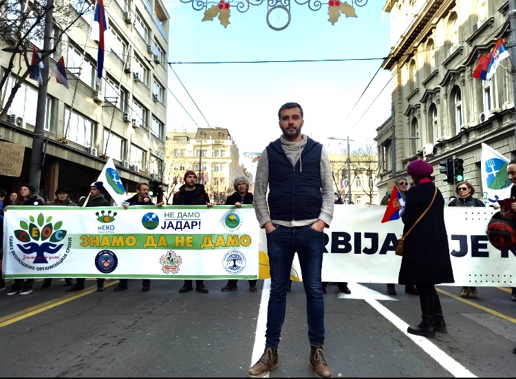 Bliski susret opasne vrste: Poziv na protest 15. februara za vreme svečanosti povodom Dana državnosti 2 Bliski susret opasne vrste: Poziv na protest 15. februara za vreme svečanosti povodom Dana državnosti 2