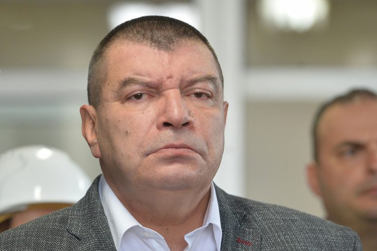 Mića na vetrometini: Krivična prijava protiv Milorada Grčića 2 Mića na vetrometini: Krivična prijava protiv Milorada Grčića 2