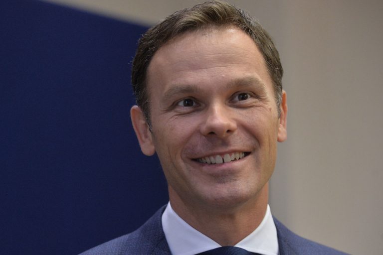 Siniša Mali: Kandidat za svedoka-saradnika - i premijera 2 Siniša Mali: Kandidat za svedoka-saradnika - i premijera 2