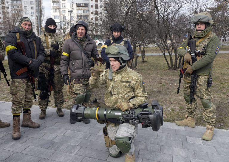 Pentagon potvrdio: Američki instruktori obučavaju Ukrajince 2