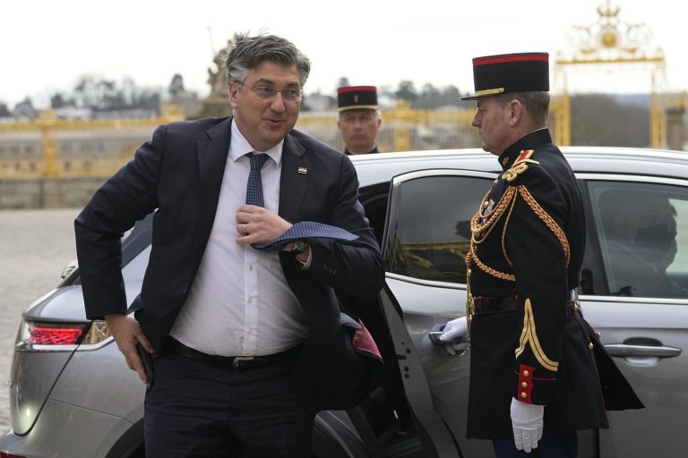 Vlada Andreja Plenkovića: Nedovoljno spremni za zabranu ustaških pokliča 2 Vlada Andreja Plenkovića: Nedovoljno spremni za zabranu ustaških pokliča 2