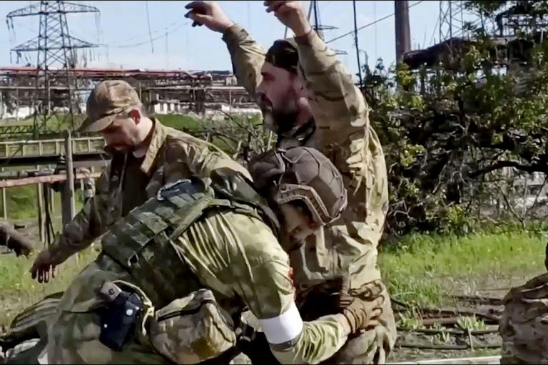 Pad Marijupolja i tenkovska groblja 2 Pad Marijupolja i tenkovska groblja 2