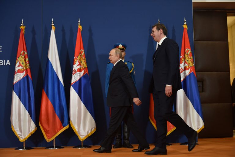 Srbija i Rusija u tabloidnom ogledalu: Kako se odreći Putina, a da to tako ne izgleda 2