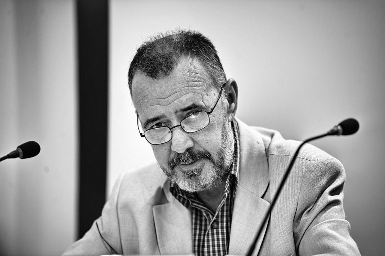 Stipendija “Dragoljub Žarković” nedeljnika “Vreme” 2 Stipendija “Dragoljub Žarković” nedeljnika “Vreme” 2
