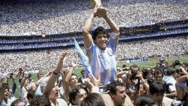 Dijego Armando Maradona: Tri nebeska gola 1