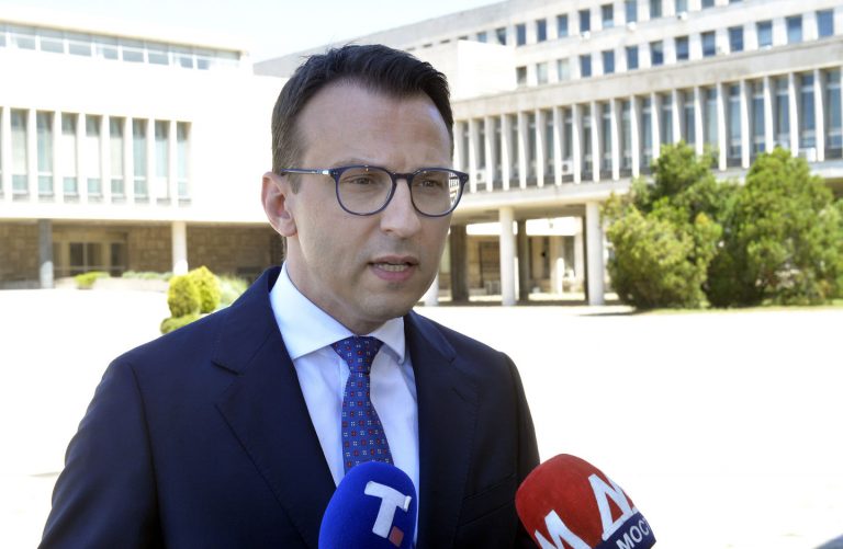 Kosovo i Srbija: Dogovorena implementacija energetskih sporazuma 2 Kosovo i Srbija: Dogovorena implementacija energetskih sporazuma 2