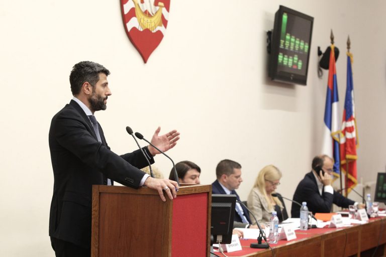 Beograd: Sporan kvorum za izbor gradonačelnika 2 Beograd: Sporan kvorum za izbor gradonačelnika 2
