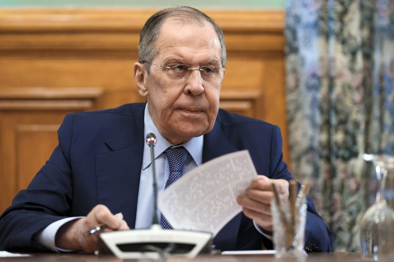 (Ne)dolazak Sergeja Lavrova: Nebo oko Srbije 2 (Ne)dolazak Sergeja Lavrova: Nebo oko Srbije 2