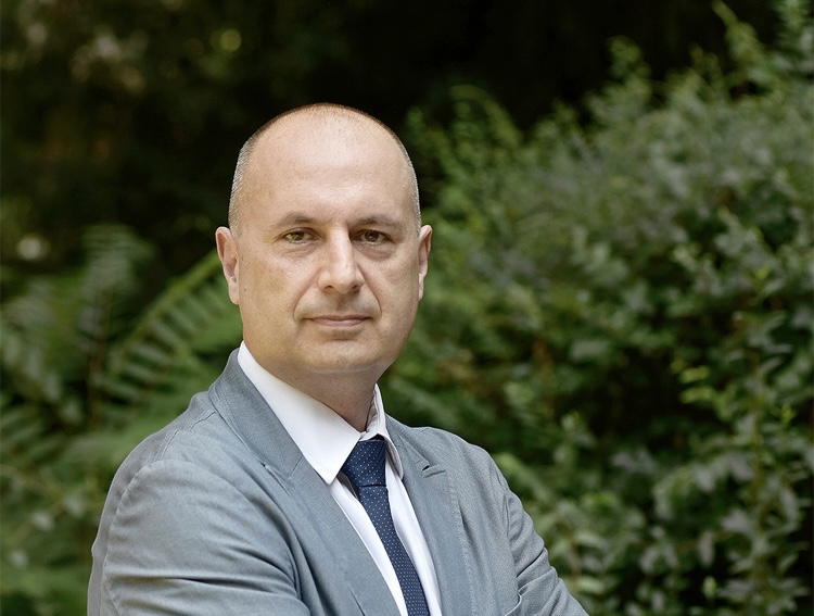 Vladimir Međak: Plodovi kukavičke i autodestruktivne politike 2 Vladimir Međak: Plodovi kukavičke i autodestruktivne politike 2