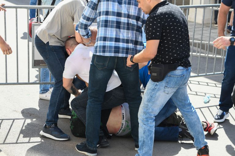 MUP: Lažu da je policija vršila nasilje nad demonstrantima 2 MUP: Lažu da je policija vršila nasilje nad demonstrantima 2