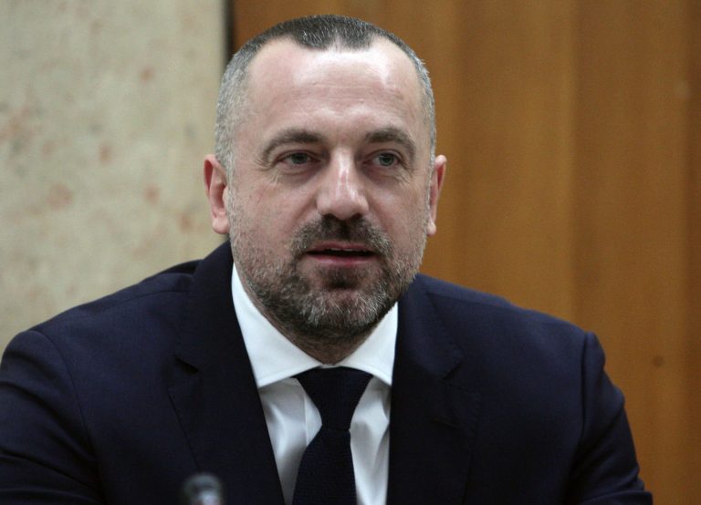 Milan Radoičić na Kosovu: Setite se Šešelja i Arkana 2 Milan Radoičić na Kosovu: Setite se Šešelja i Arkana 2
