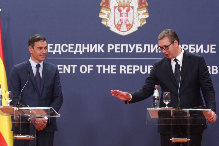 Srpski politički rijaliti: Sveznajući prorok Aleksandar Vučić 2