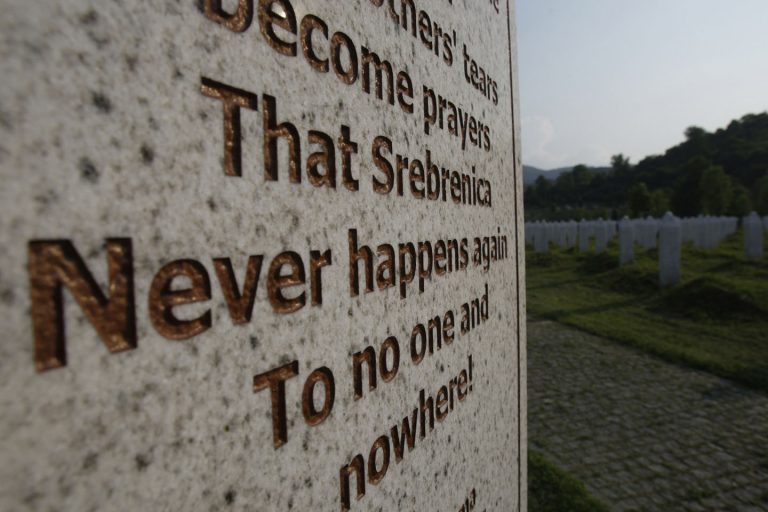EU i Srebrenica: Nema mesta za poricanje genocida i veličanje ratnih zločinaca 2