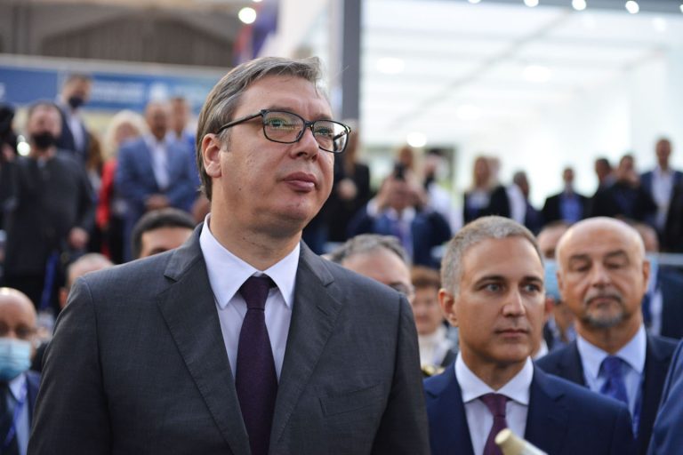 Izazov ili istina: Zašto više niko nikome ne veruje 2 Izazov ili istina: Zašto više niko nikome ne veruje 2
