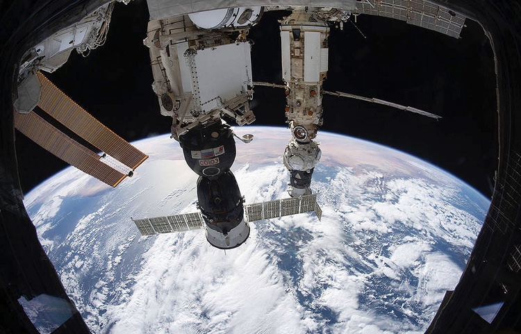 Međunarodna svemirska stanica (ISS): Saradnja i ratovi u kosmosu 2