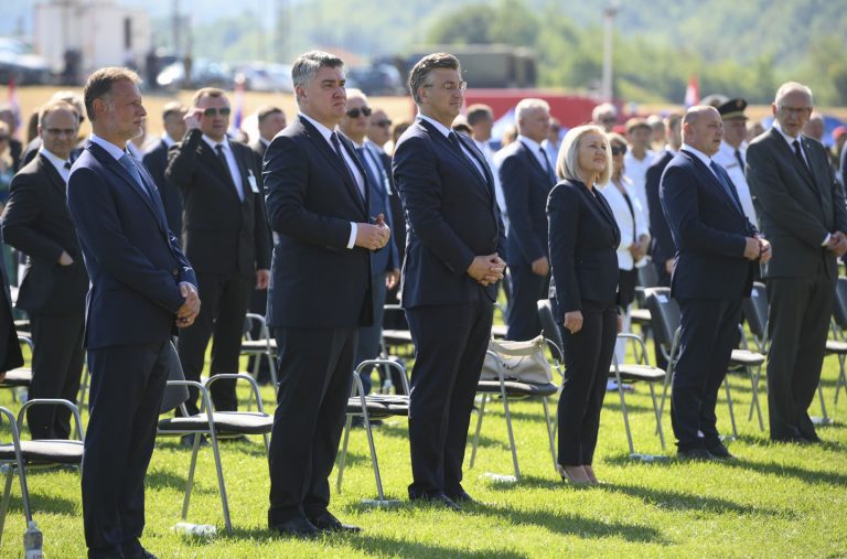 Proslava Dana pobede u Kninu: Glorifikacija „Oluje“ i branitelja 2 Proslava Dana pobede u Kninu: Glorifikacija „Oluje“ i branitelja 2