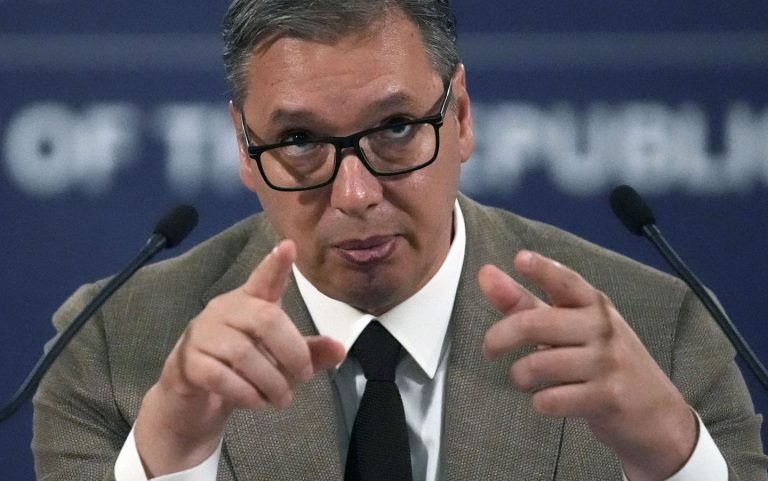 Aleksandar Vučić: Nikakve šetnje nije bilo 2 Aleksandar Vučić: Nikakve šetnje nije bilo 2