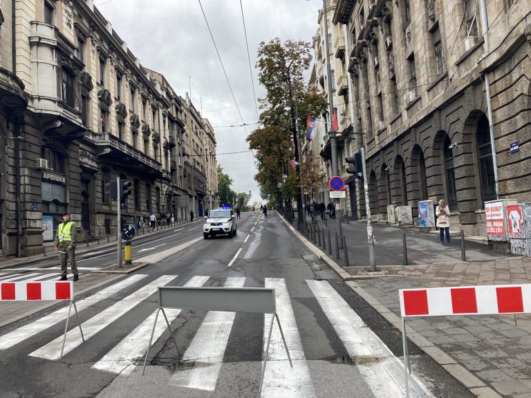 Kakav radostan dan: Napeta atmosfera u centru Beograda 2 Kakav radostan dan: Napeta atmosfera u centru Beograda 2