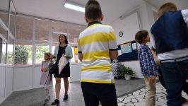 Moralana panika u školi: Reč „ruta“ decu asocira na Europrajd 7