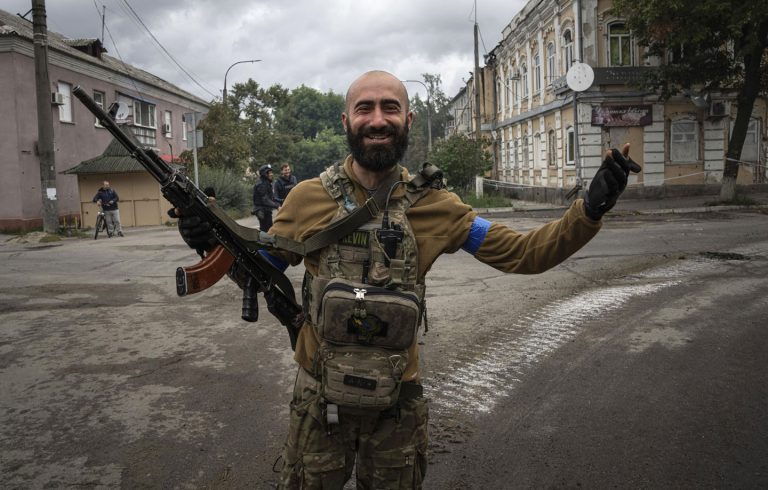 Furiozna ukrajinska ofanziva: Pad desnog boka grupacije “Zapad” 2