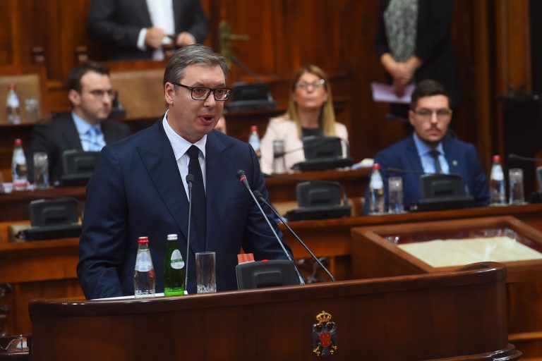 Predsednik Srbije u Skupštini o Kosovu: Mir uprkos svemu 2 Predsednik Srbije u Skupštini o Kosovu: Mir uprkos svemu 2