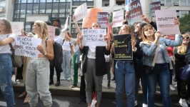 Bila sam na protestu: Strast ovog društva za uništenjem ženskog roda 4