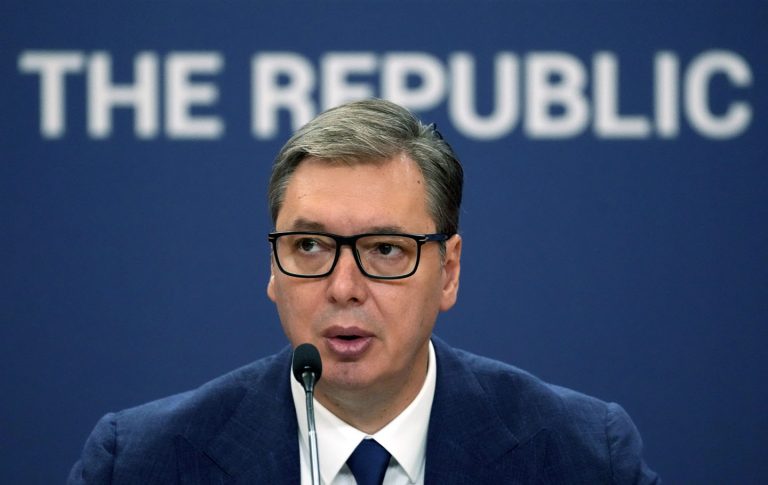 Aleksandar Vučić: Neću da nosim pancir 2 Aleksandar Vučić: Neću da nosim pancir 2