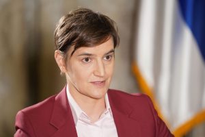 Ana Brnabić v.s. Siniša Kovačević: Kad premijerka promaši temu 3