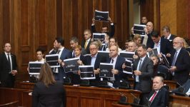 Skupština Srbije: Kao pre bojkota 5