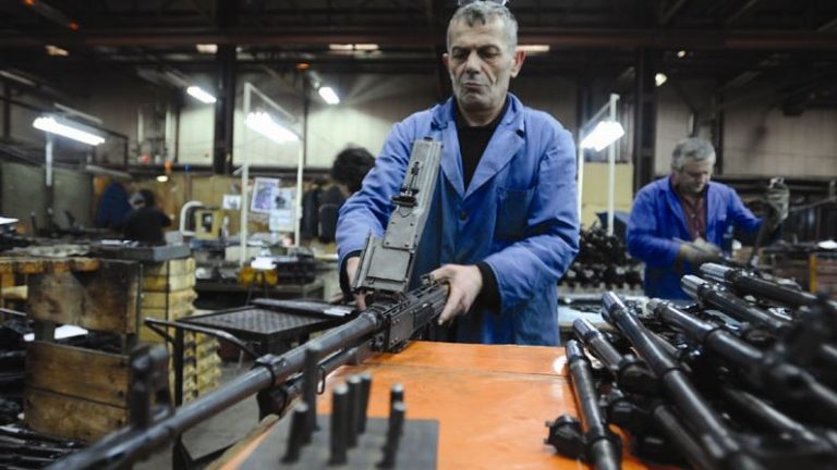 Štrajk oružara u Kragujevcu: Razorne posledice blokade fabrike 2