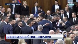 Sednica Skupštine o Kosovu:  Dreka, gurka i licitacija o izdaji 18