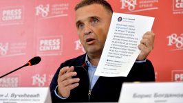 Dragan J. Vučićević ide u zatvor: Borac za slobodu laganja 23