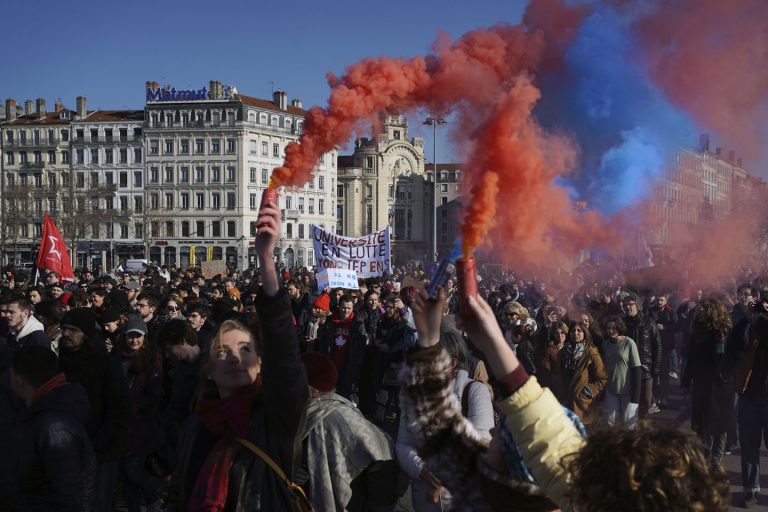Francuska: Sutra generalni štrajk zbog penzija 2