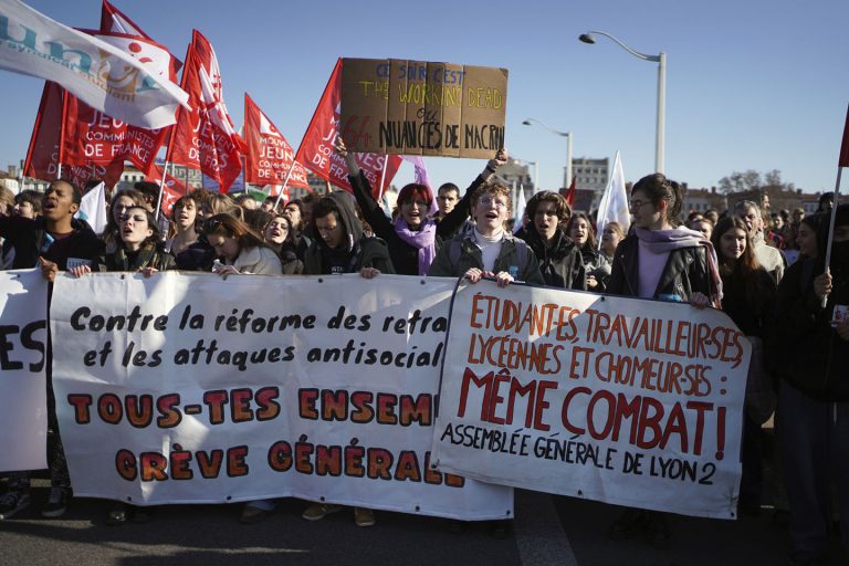 Generalni štrajk u Francuskoj: Saobraćaj, rafinerije, škole, električna energija – sve stoji 2