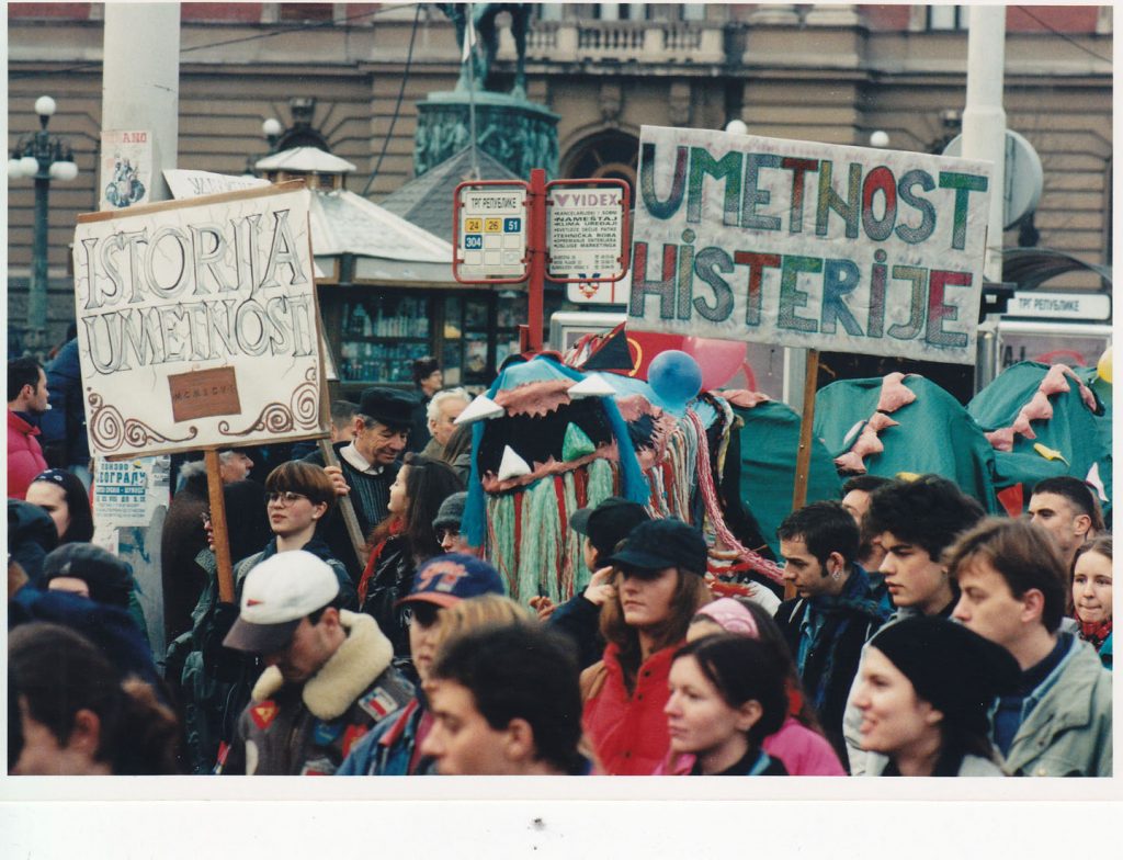 Protesti devedesetih i danas: Sloboda i mir za kojima i dalje tragamo 3