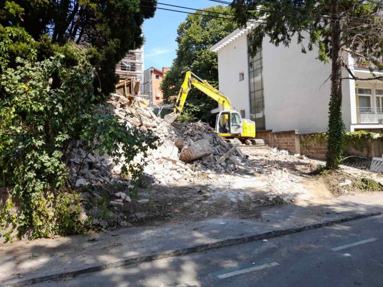 Opština Vračar, izvor dozvola za rušenje vrednih kuća 2