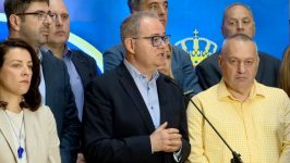 Opozicija: Tražimo vanredne parlamentarne i beogradske izbore do kraja godine 6
