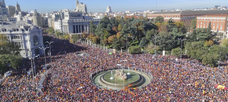 Madrid: Najveći protest do sad protiv zakona o amnestiji katalonskih separatista 2